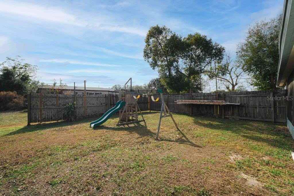 3648 Fox Ridge Blvd - Photo 3 of 30