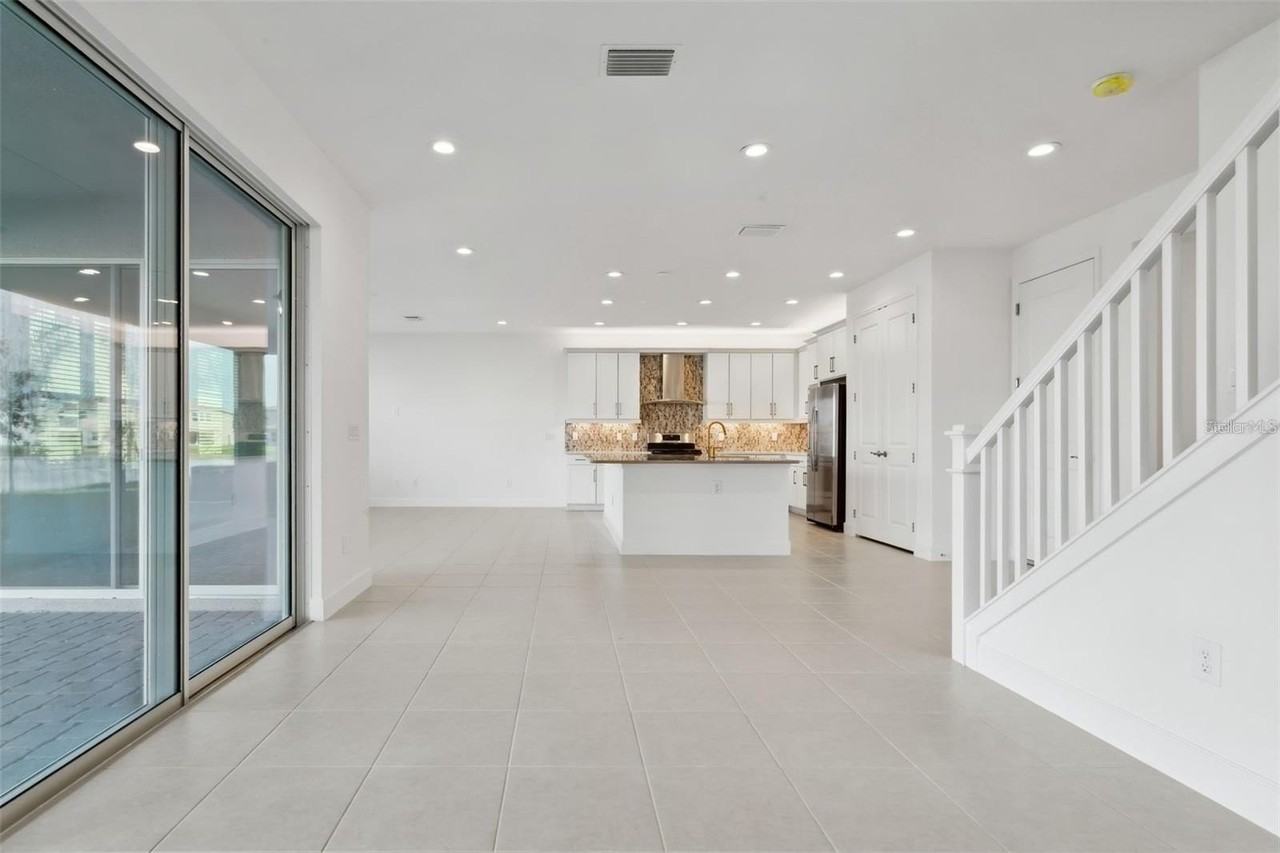 3442 Great Banyan Way - Photo 6 of 42