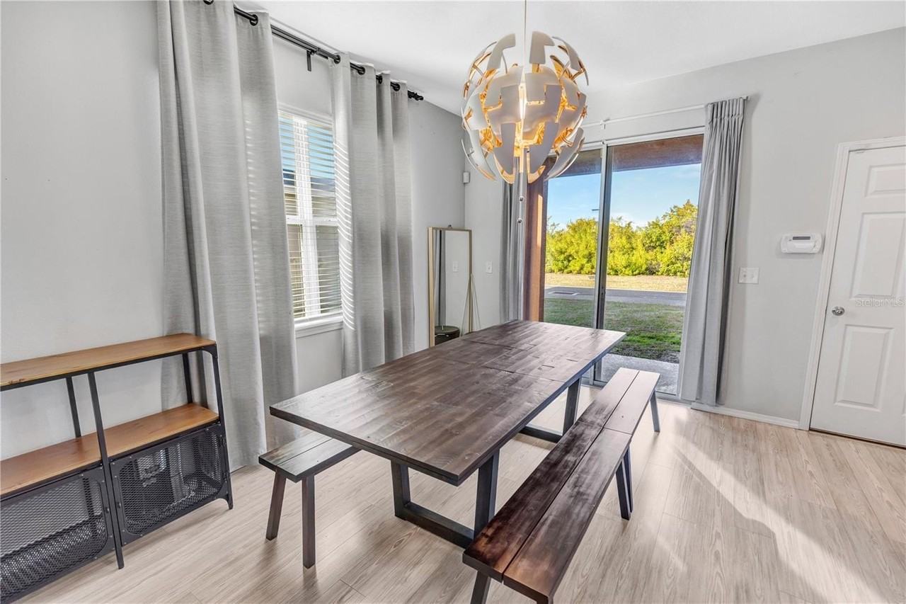 4407 Sweet Cinnamon Ct - Photo 3 of 33