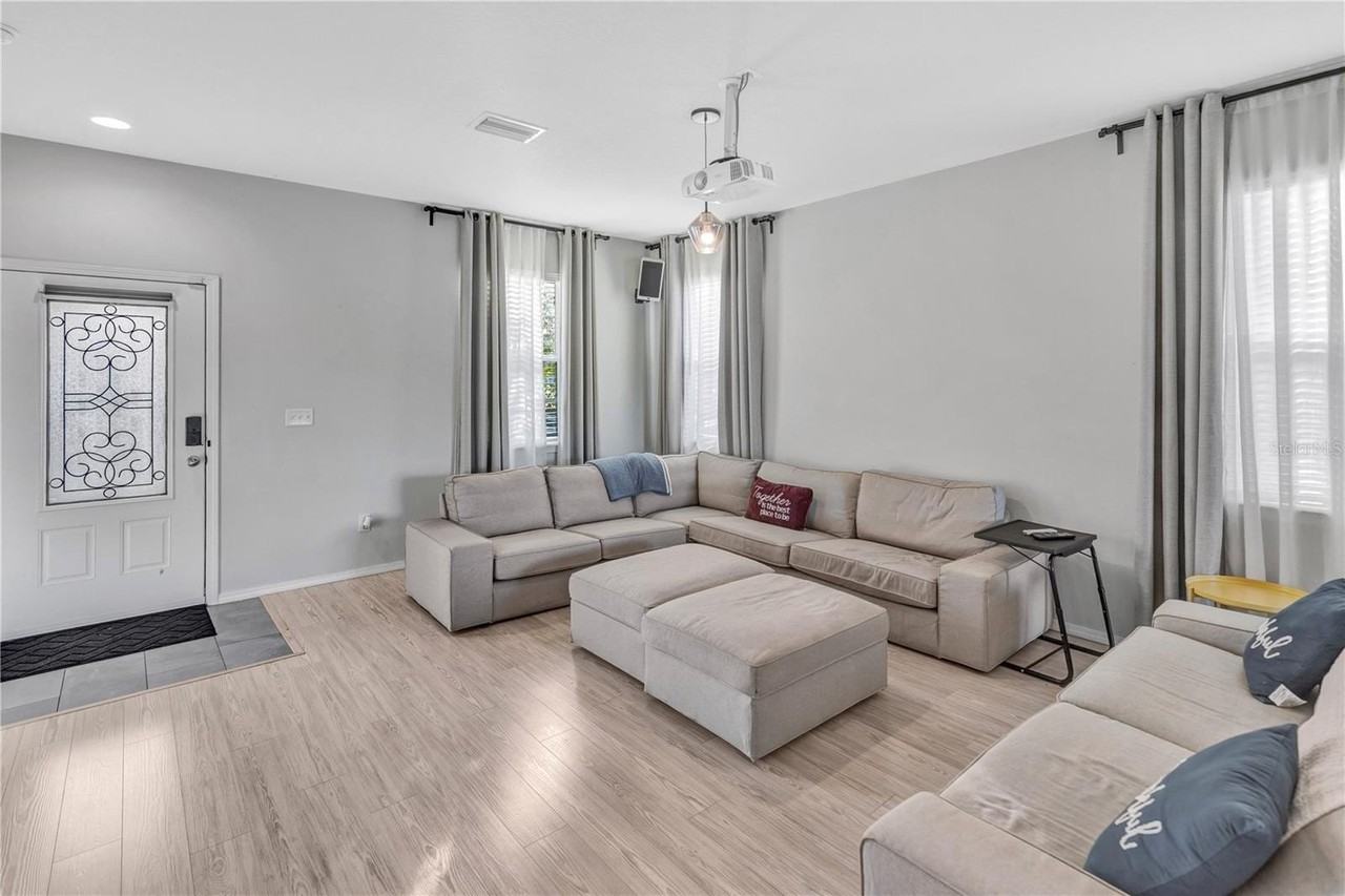 4407 Sweet Cinnamon Ct - Photo 5 of 33