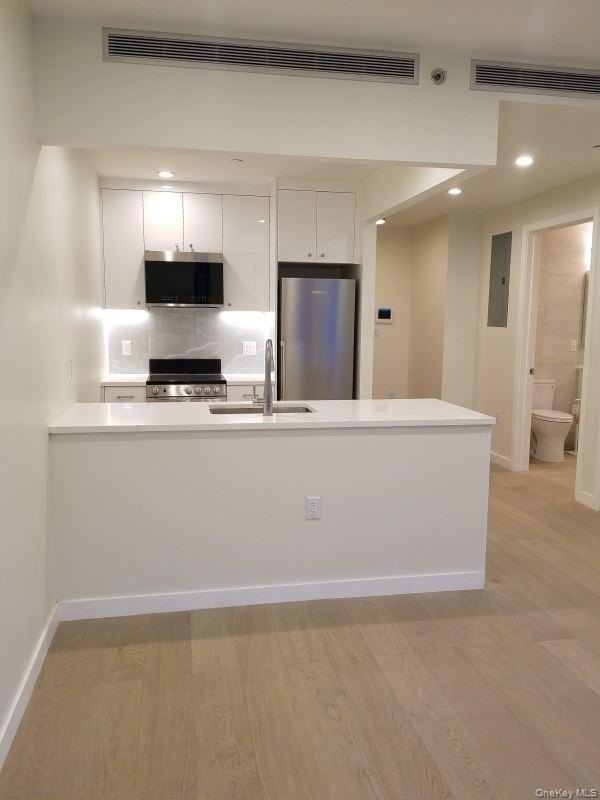 4126 44th St Apt 4c #4C