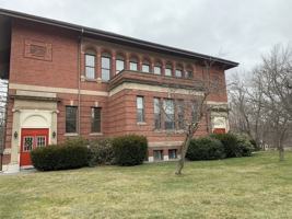 featured image of 1098 Stafford St #3