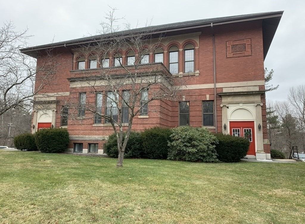 1098 Stafford St #3 - Photo 2 of 20