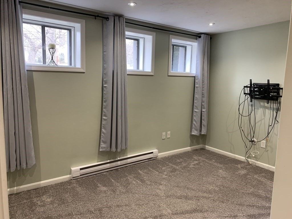 1098 Stafford St #3 - Photo 6 of 20