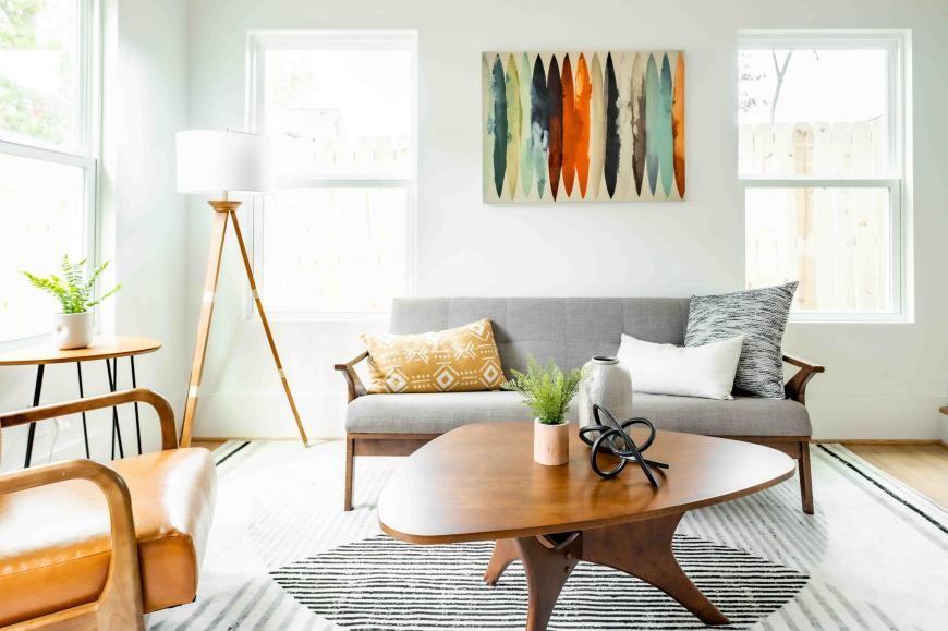 991 Manigault St Se - Photo 4 of 10