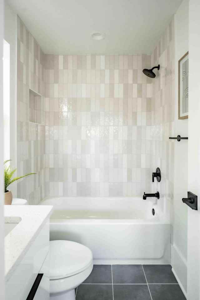 991 Manigault St Se - Photo 7 of 10