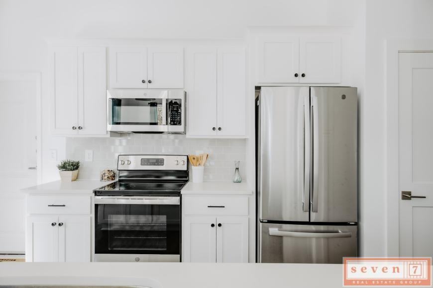 123 Mayson Ave Ne - Photo 4 of 10