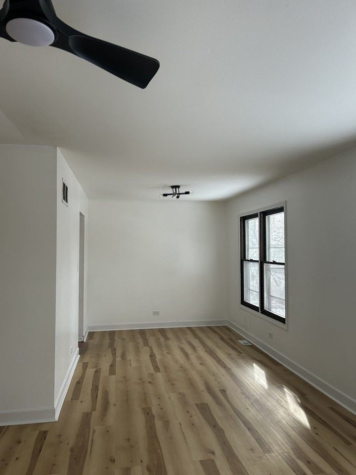 101 Oakwood Dr - Photo 5 of 23