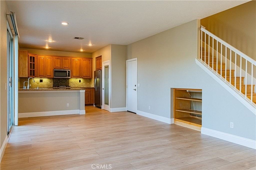 29 Plushstone - Photo 4 of 24