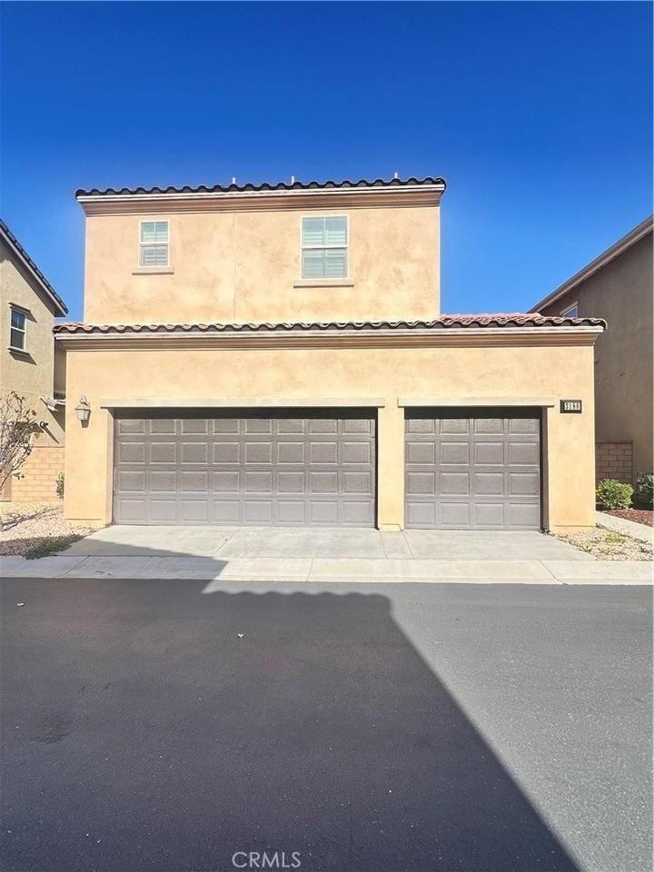 3180 E La Avenida Dr - Photo 3 of 20