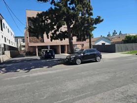 5262 Hermitage Ave - Photo 1 of 1