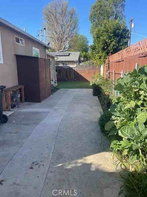 8445 Calvin 1/2 - Photo 4 of 5