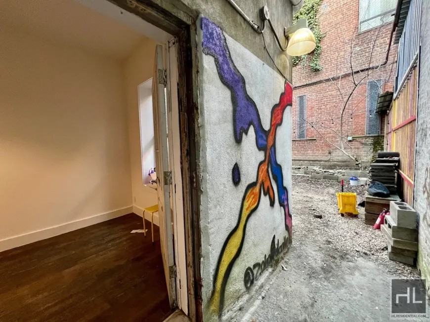 637 Wilson Ave - Photo 2 of 10