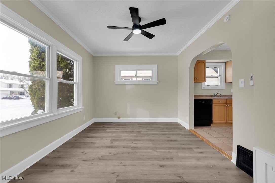 239 E 214th St - Photo 7 of 29