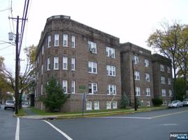 featured image of 1 Addison Ave