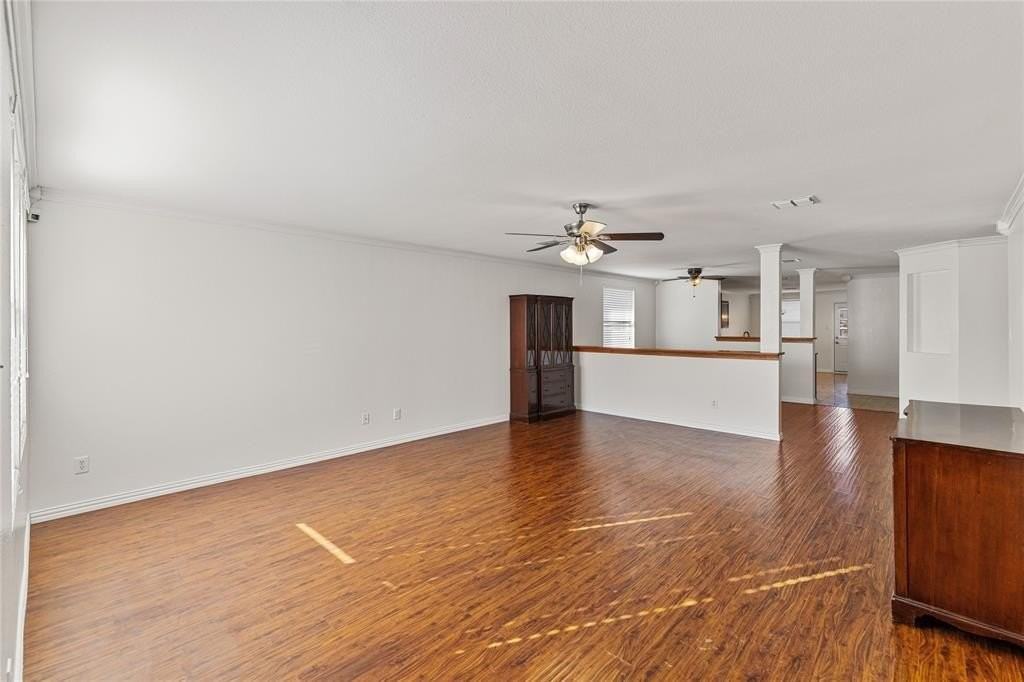 13193 Ambrose Dr - Photo 2 of 14