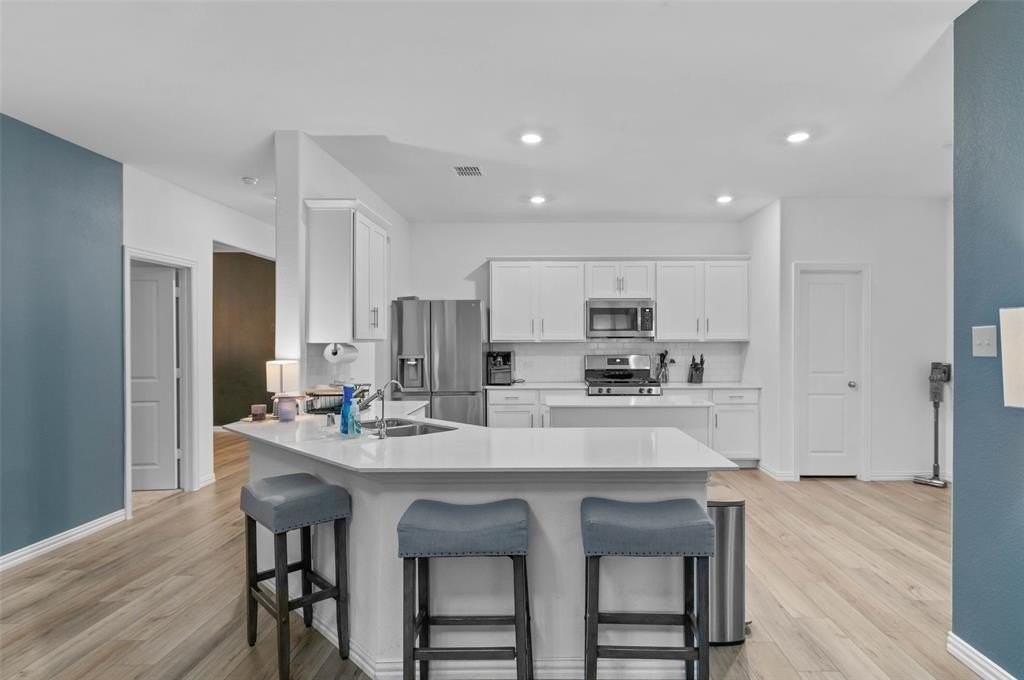 8716 Whistling Duck Dr - Photo 4 of 24