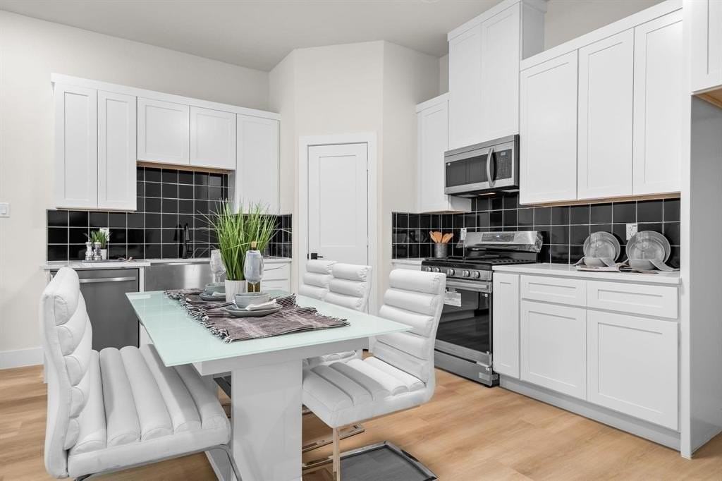 2340 Alsiddiq Dr - Photo 6 of 30