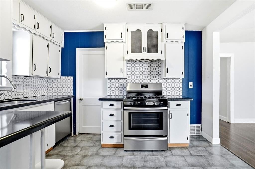 5801 Posey Ln - Photo 7 of 16