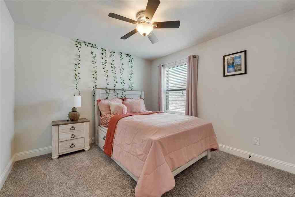 2823 Silverleaf Dr - Photo 7 of 19