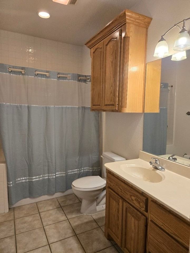 2421 W Golf Course Rd - Photo 3 of 14