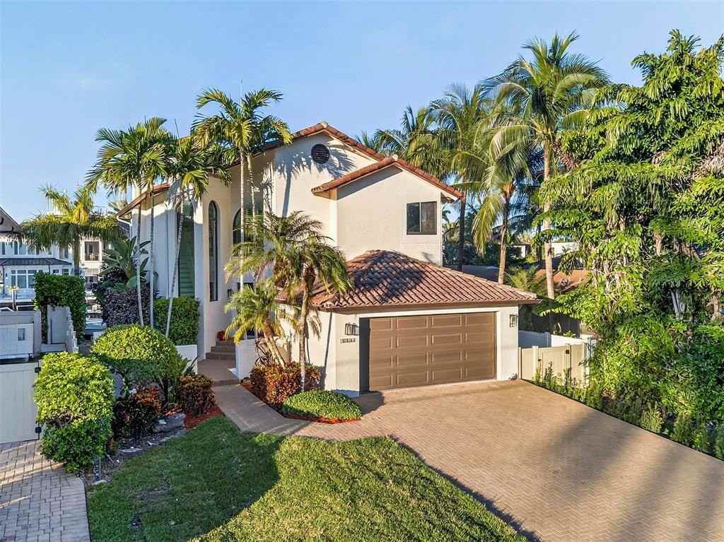 1505 Se 11th St - Photo 2 of 50