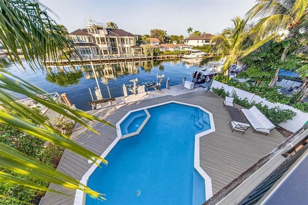 1505 Se 11th St - Photo 3 of 50