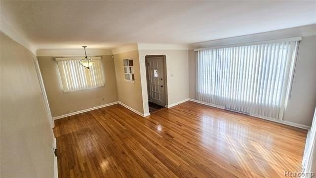 23850 Rosewood St - Photo 2 of 31