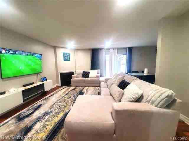 1223 Kirts Blvd #B - Photo 4 of 35