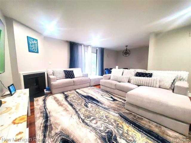 1223 Kirts Blvd #B - Photo 7 of 35