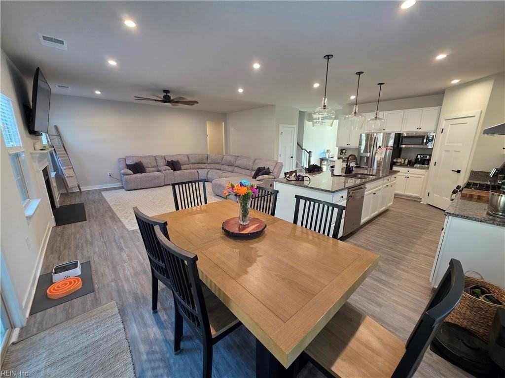 425 Patriots Walke Dr - Photo 3 of 21