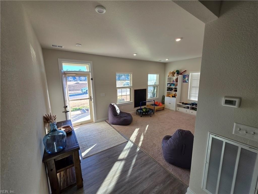 425 Patriots Walke Dr - Photo 4 of 21