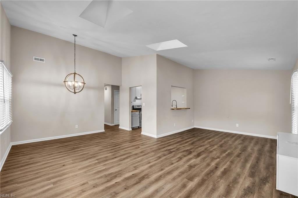 2304 Miller Ave #A - Photo 3 of 25