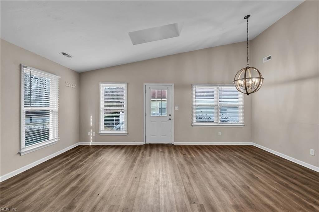 2304 Miller Ave #A - Photo 5 of 25