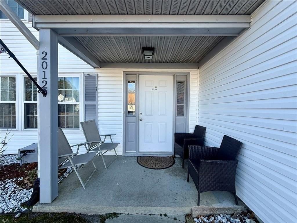 2012 Springside Ct - Photo 2 of 19