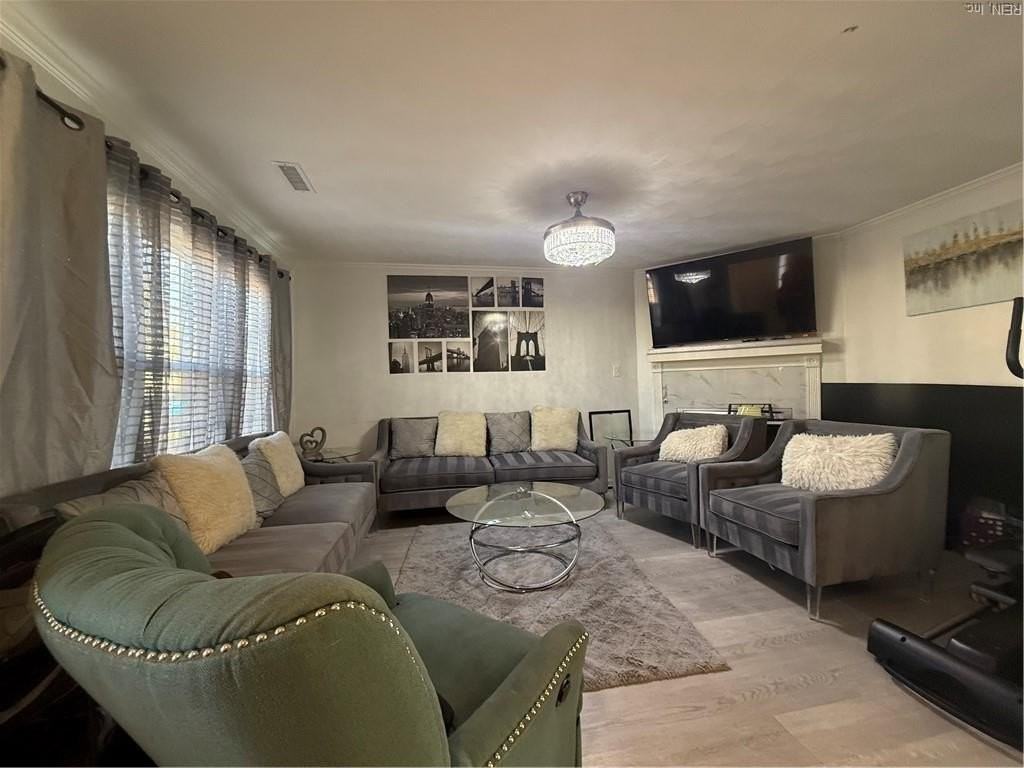 2012 Springside Ct - Photo 3 of 19