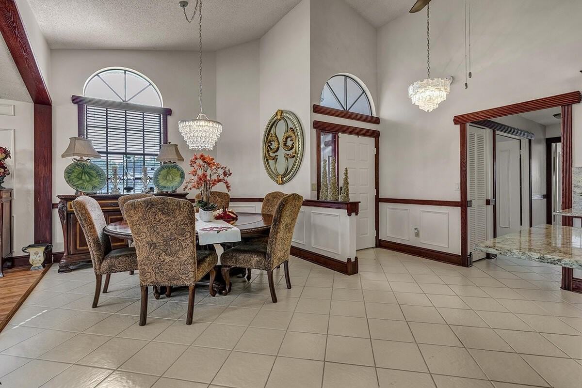 8142 Mimosa Pl - Photo 4 of 50