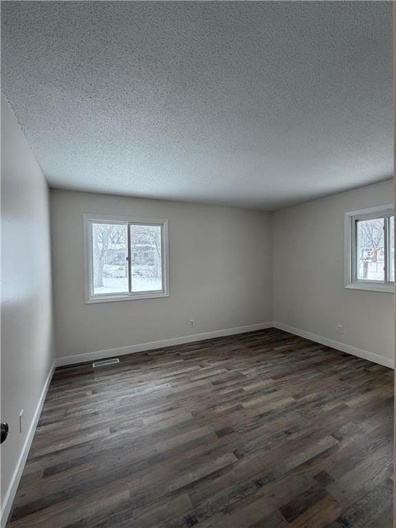 16563 Fishing Ave W - Photo 3 of 10