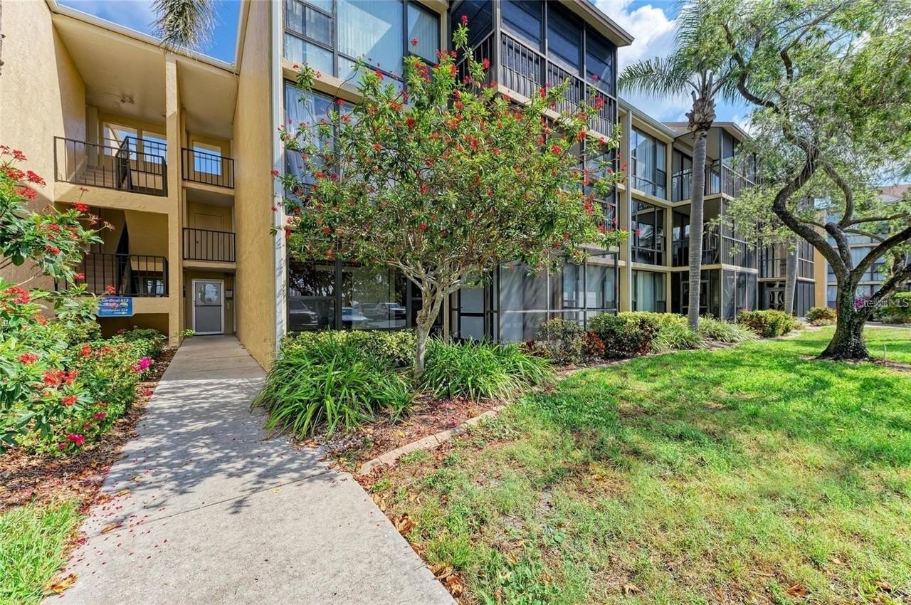 618 Bird Bay Dr S #110 - Photo 2 of 16