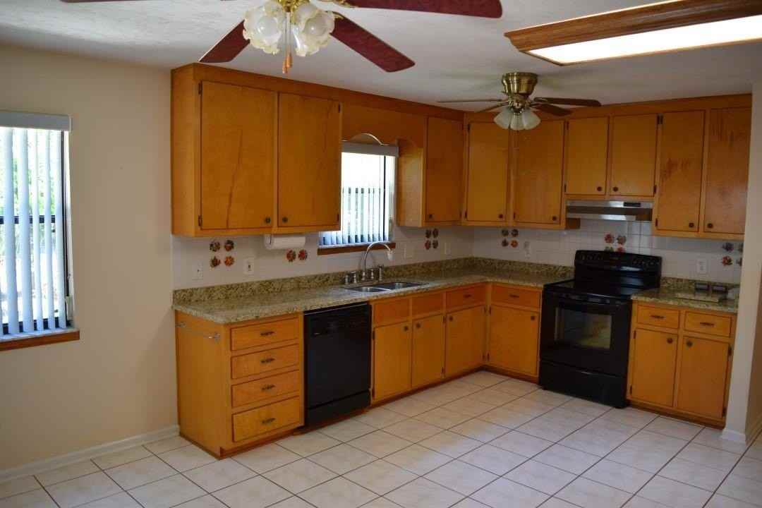 333 Gawain Ct - Photo 6 of 28