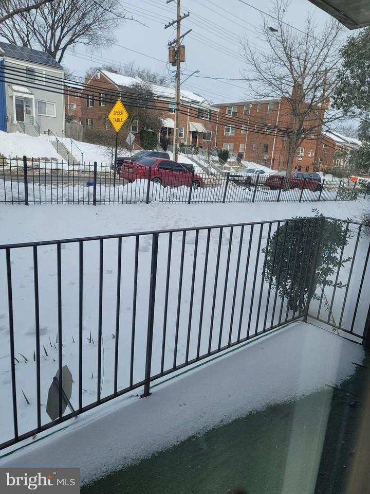 625 A CHESAPEAKE Street SE unit: 101 #101 - Photo 5 of 20