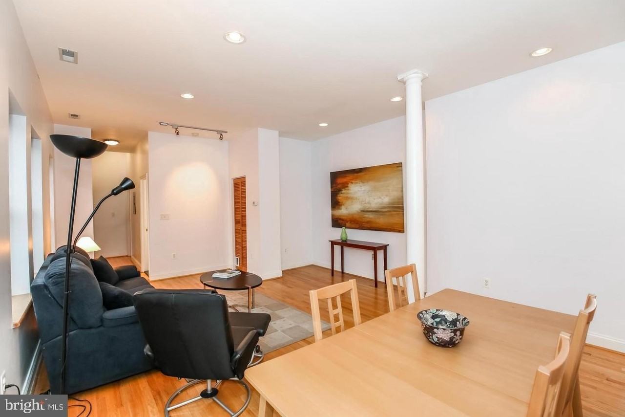 1427 Chapin St Nw Apt 301 #301 - Photo 4 of 14