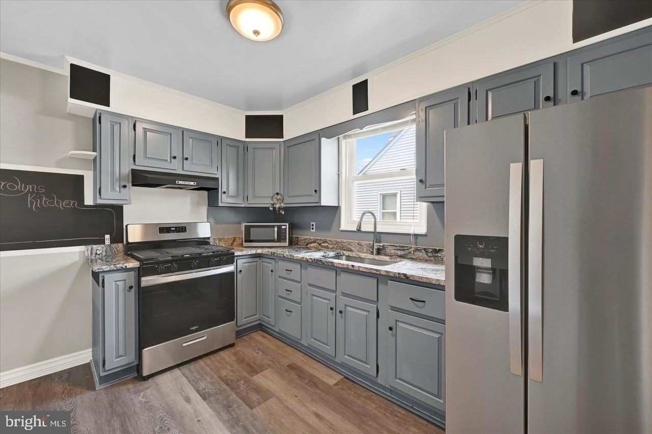 6820 Bessemer Ave - Photo 4 of 14