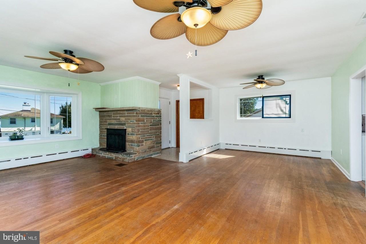 2503 Bauernschmidt Dr - Photo 5 of 50