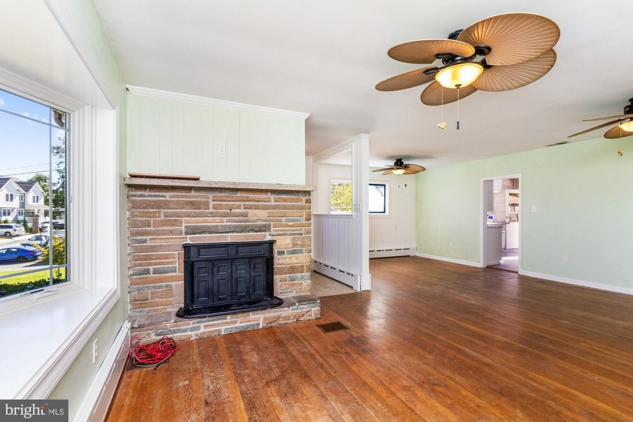 2503 Bauernschmidt Dr - Photo 7 of 50