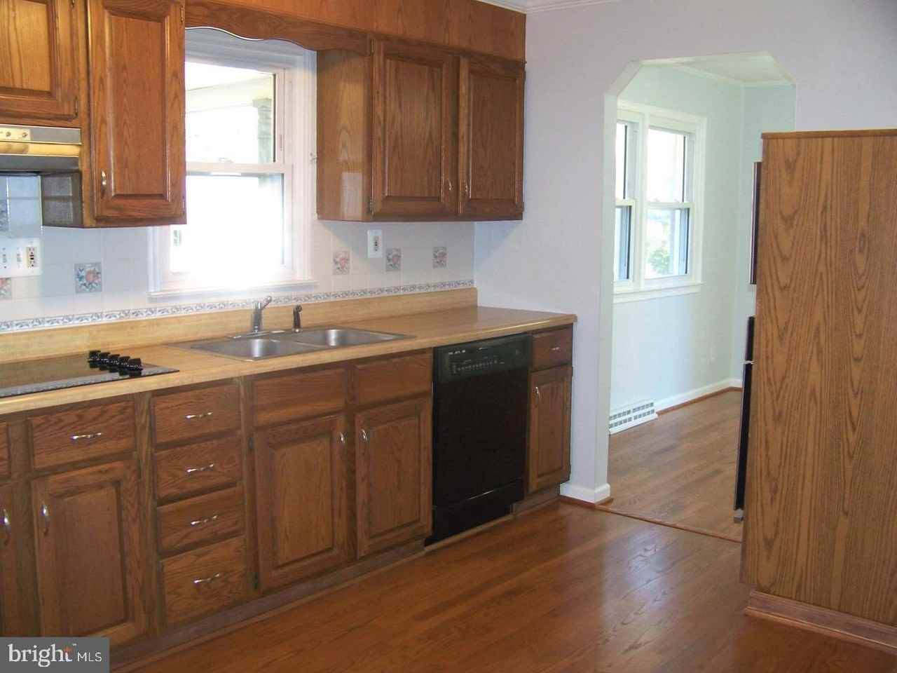 6225 Ripley Rd - Photo 6 of 39