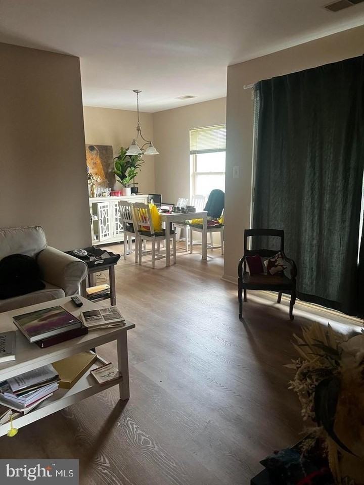 7804 Guildberry Ct Apt 303 #303 - Photo 6 of 13