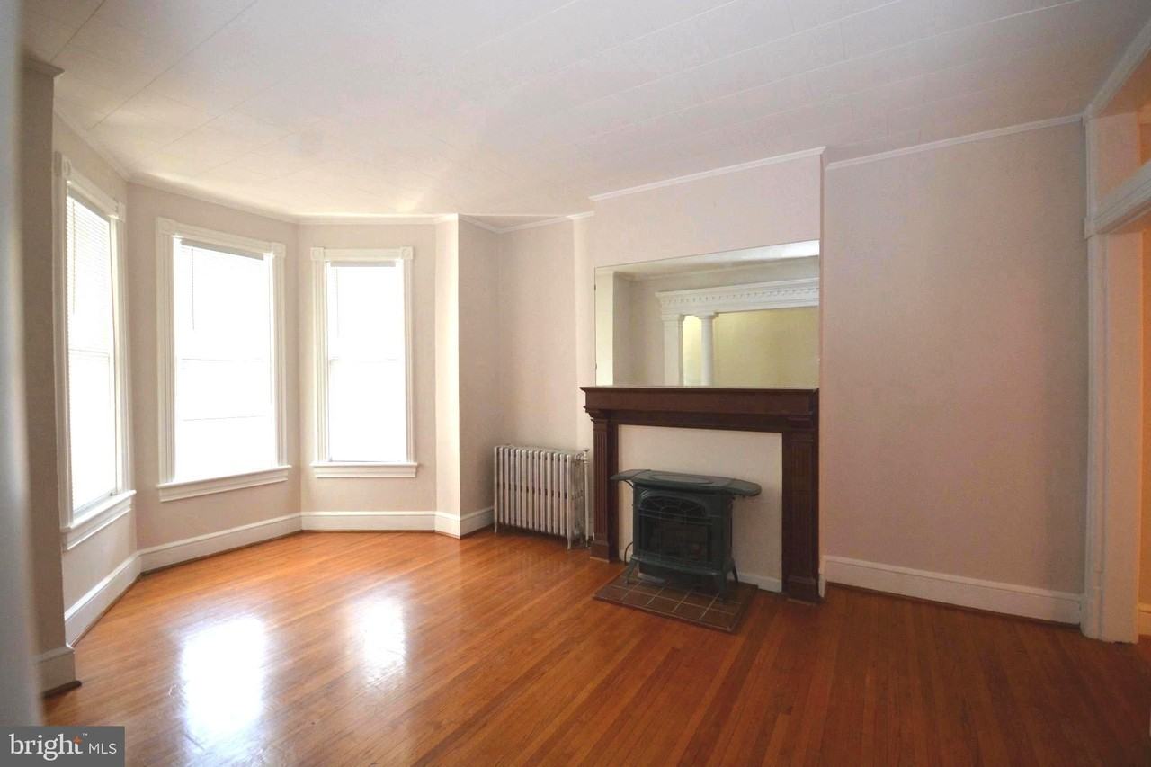 105 E North Ave - Photo 2 of 17