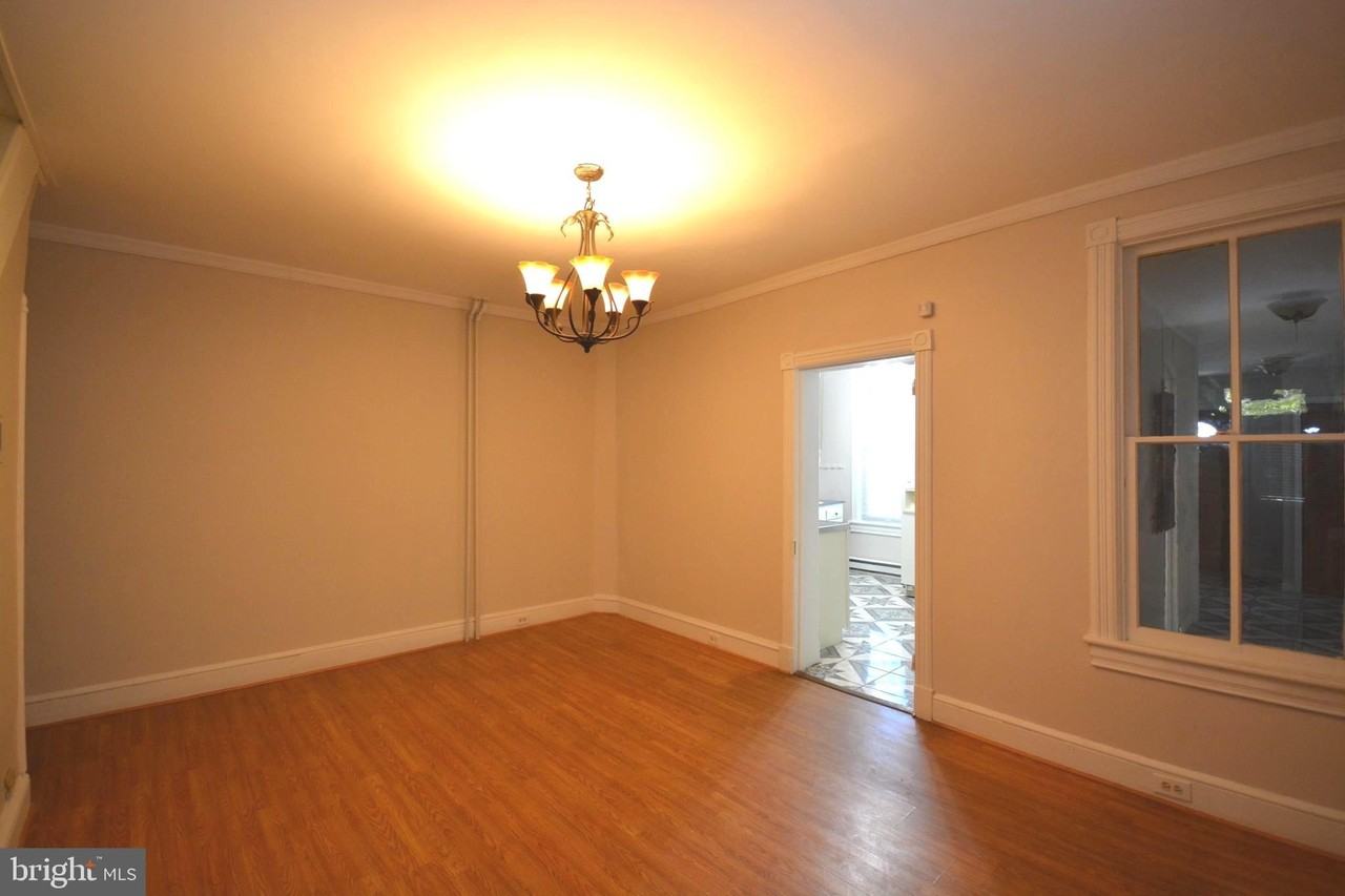 105 E North Ave - Photo 5 of 17