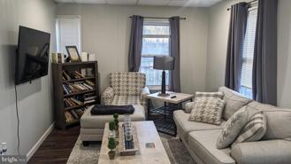 604 W Holly Ave Unit B #B - Photo 1 of 1